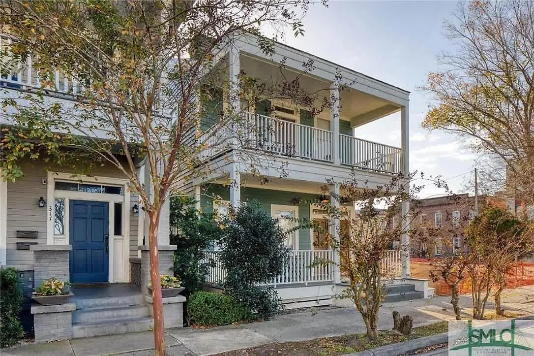 Elegant Duplex Steps To Forsyth! Villa Savannah ABD
